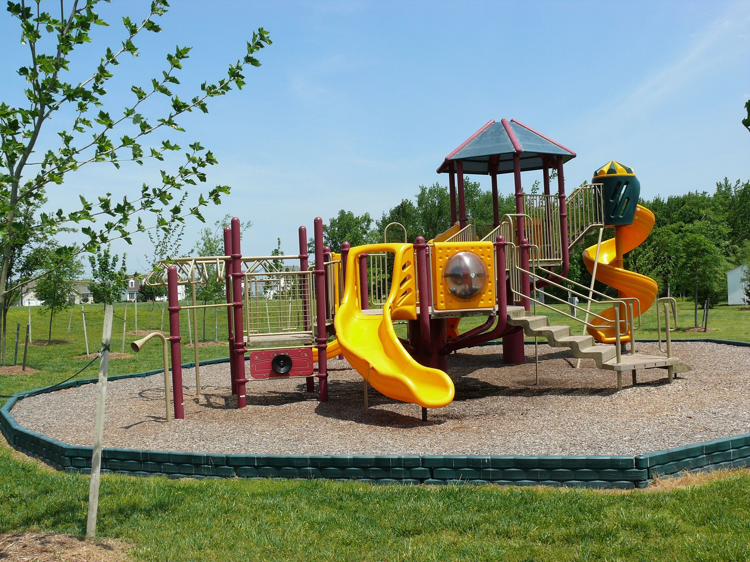 Matthewstown Run Park Playground Structure