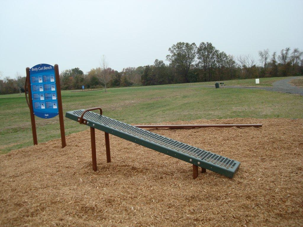 Body Curl Bench Exercise Station